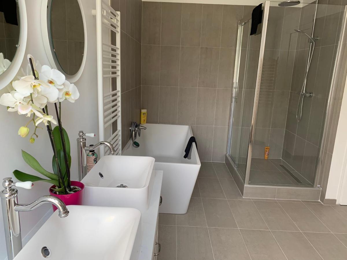 Bed and Breakfast Le Moulin Bleu Saint Cyr-sous-Dourdan Esterno foto