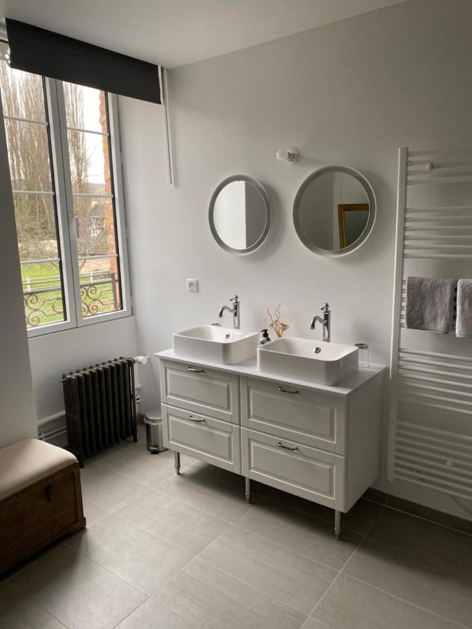 Bed and Breakfast Le Moulin Bleu Saint Cyr-sous-Dourdan Esterno foto