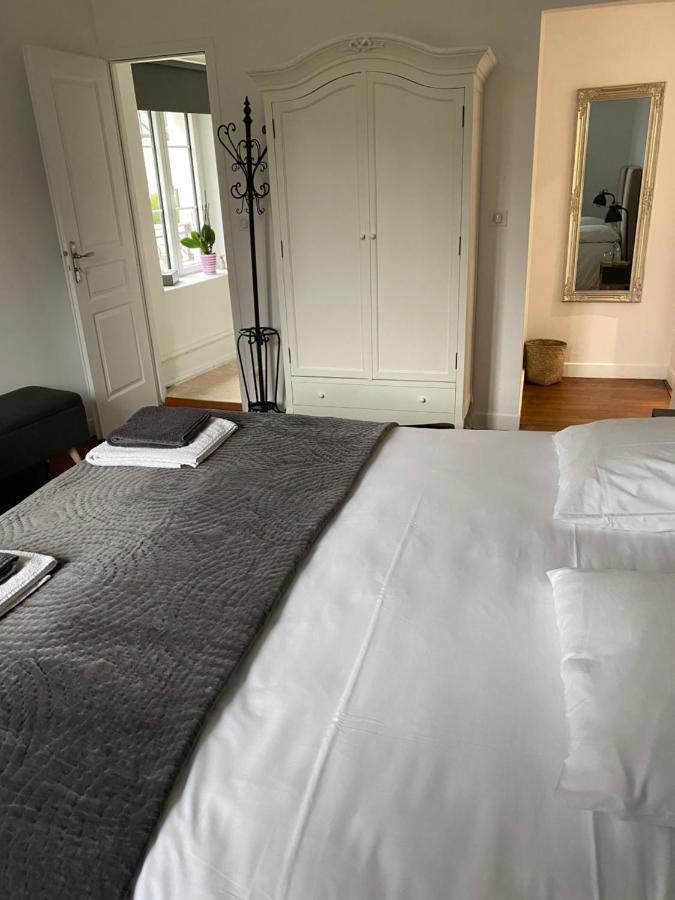 Bed and Breakfast Le Moulin Bleu Saint Cyr-sous-Dourdan Esterno foto